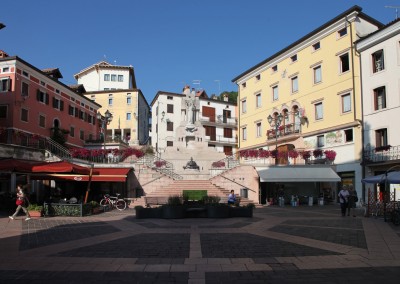 Piazza a Lusiana (1)